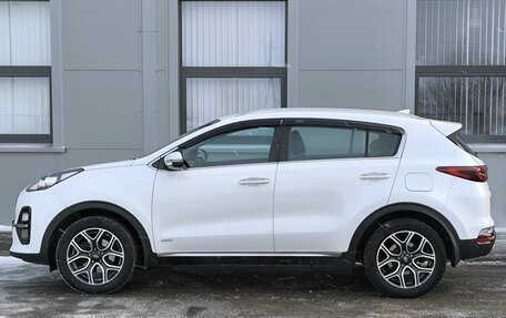 KIA Sportage IV рестайлинг, 2018 год, 2 600 000 рублей, 4 фотография