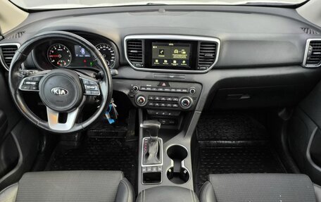 KIA Sportage IV рестайлинг, 2018 год, 2 600 000 рублей, 13 фотография