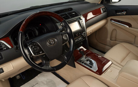 Toyota Camry, 2012 год, 1 719 000 рублей, 9 фотография