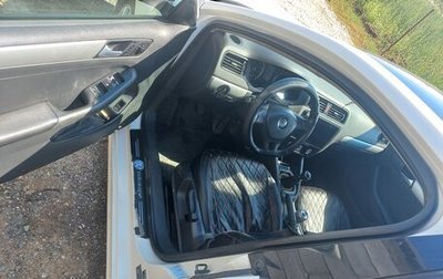 Volkswagen Jetta VI, 2013 год, 700 000 рублей, 1 фотография