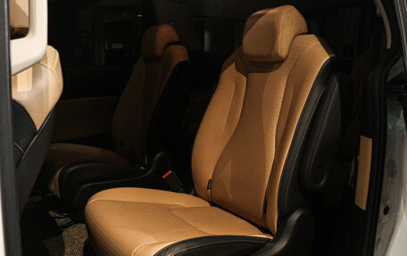 KIA Carnival, 2020 год, 4 199 000 рублей, 9 фотография