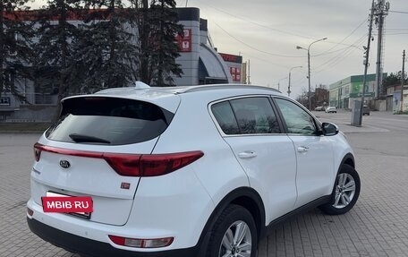 KIA Sportage IV рестайлинг, 2018 год, 1 950 000 рублей, 4 фотография
