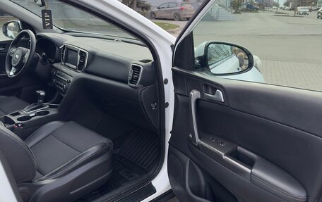 KIA Sportage IV рестайлинг, 2018 год, 1 950 000 рублей, 15 фотография