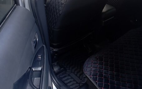 Mitsubishi Outlander III рестайлинг 3, 2013 год, 1 290 000 рублей, 10 фотография