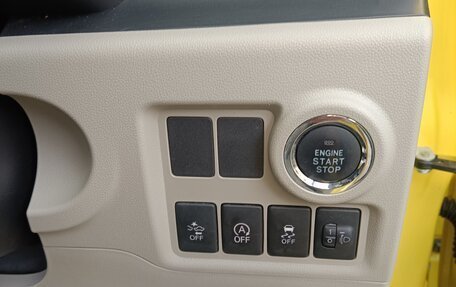 Toyota Passo III, 2017 год, 895 000 рублей, 13 фотография