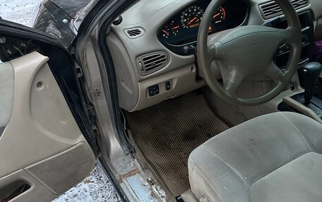 Mitsubishi Galant VIII, 2002 год, 270 000 рублей, 5 фотография