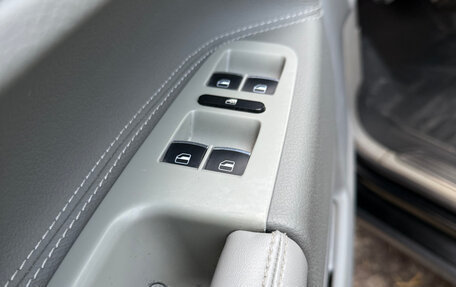 Volkswagen Touareg III, 2003 год, 1 300 000 рублей, 3 фотография