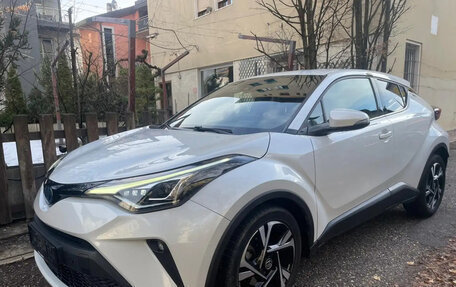 Toyota C-HR I рестайлинг, 2022 год, 1 888 888 рублей, 1 фотография