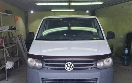 Volkswagen Caravelle T5, 2012 год, 1 550 000 рублей, 1 фотография