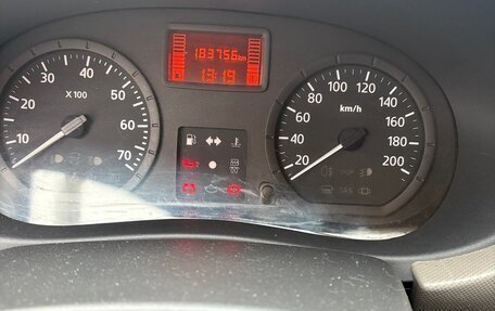 Renault Logan I, 2013 год, 700 000 рублей, 14 фотография