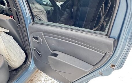 Renault Logan I, 2013 год, 700 000 рублей, 22 фотография