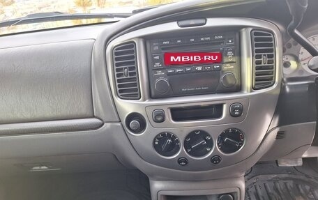 Ford Escape II, 2002 год, 700 000 рублей, 2 фотография