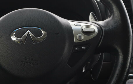 Infiniti QX70, 2017 год, 3 269 000 рублей, 18 фотография