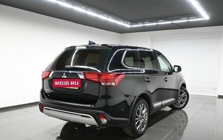 Mitsubishi Outlander III рестайлинг 3, 2021 год, 2 095 000 рублей, 2 фотография