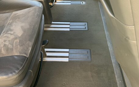 Volkswagen Multivan T5, 2010 год, 1 980 000 рублей, 24 фотография