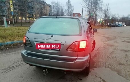 Lexus RX IV рестайлинг, 2000 год, 600 000 рублей, 4 фотография