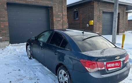 Chevrolet Cruze II, 2011 год, 585 000 рублей, 4 фотография