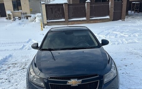 Chevrolet Cruze II, 2011 год, 585 000 рублей, 2 фотография