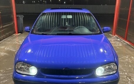 Volkswagen Golf IV, 1999 год, 450 000 рублей, 1 фотография