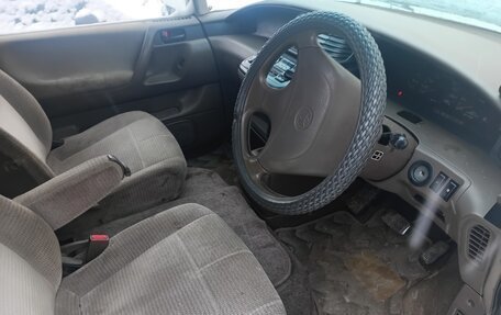 Toyota Estima III рестайлинг -2, 1995 год, 385 000 рублей, 6 фотография