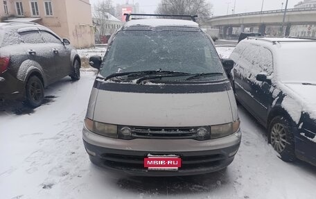 Toyota Estima III рестайлинг -2, 1995 год, 385 000 рублей, 2 фотография