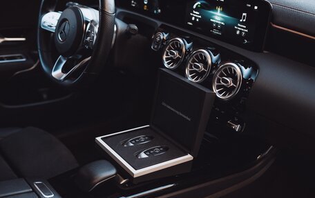 Mercedes-Benz CLA, 2020 год, 3 290 000 рублей, 39 фотография