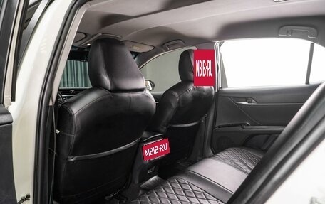 Toyota Camry, 2019 год, 1 999 000 рублей, 11 фотография