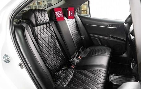 Toyota Camry, 2019 год, 1 999 000 рублей, 7 фотография