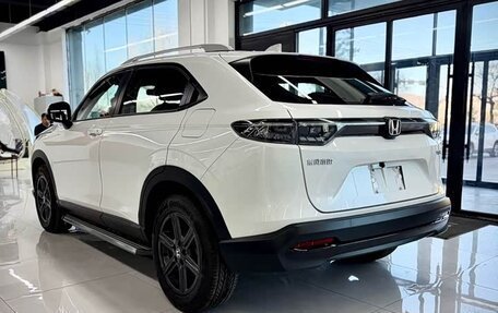 Honda Vezel, 2023 год, 2 050 000 рублей, 6 фотография