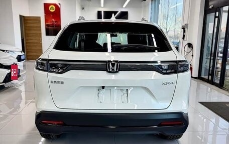 Honda Vezel, 2023 год, 2 050 000 рублей, 3 фотография
