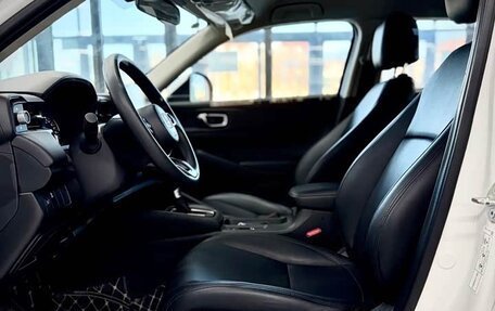 Honda Vezel, 2023 год, 2 050 000 рублей, 18 фотография