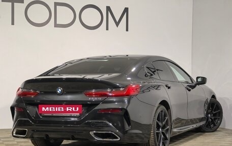 BMW 8 серия, 2019 год, 7 450 000 рублей, 2 фотография