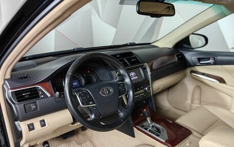 Toyota Camry, 2014 год, 1 693 000 рублей, 18 фотография