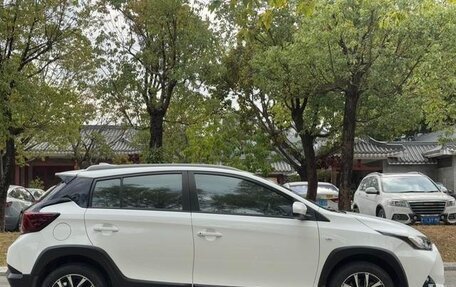 Toyota Yaris XP150 рестайлинг, 2022 год, 995 000 рублей, 4 фотография