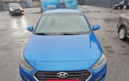 Hyundai Solaris II рестайлинг, 2017 год, 649 000 рублей, 1 фотография