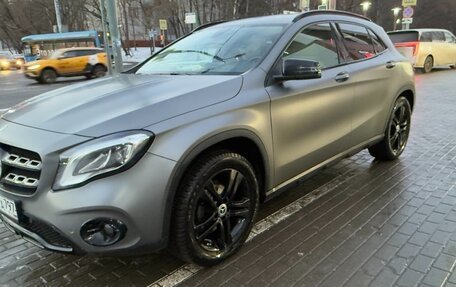 Mercedes-Benz GLA, 2019 год, 3 000 000 рублей, 16 фотография