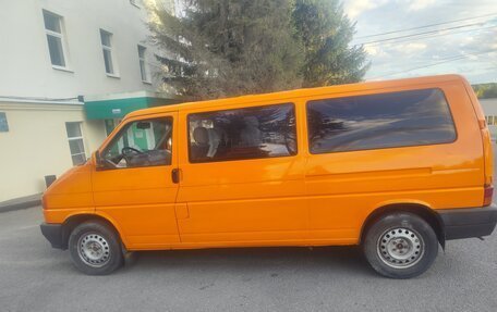 Volkswagen Transporter T4, 1994 год, 1 000 000 рублей, 2 фотография