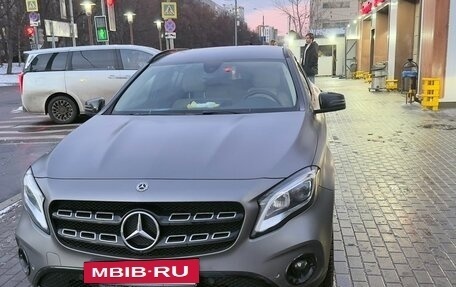 Mercedes-Benz GLA, 2019 год, 3 000 000 рублей, 15 фотография