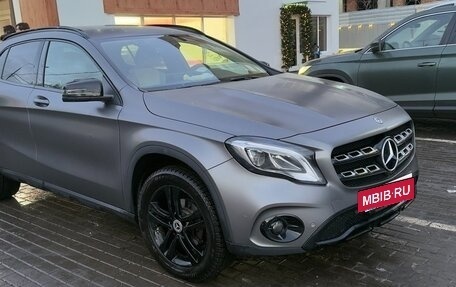 Mercedes-Benz GLA, 2019 год, 3 000 000 рублей, 14 фотография