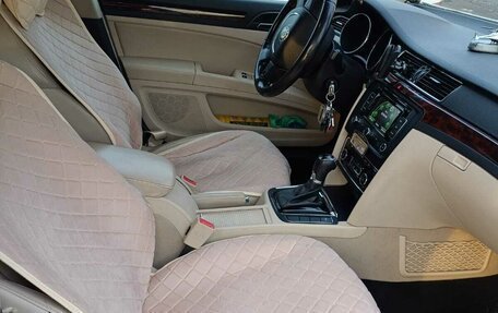 Skoda Superb III рестайлинг, 2013 год, 1 700 000 рублей, 9 фотография