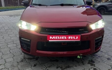 Mitsubishi Outlander III рестайлинг 3, 2010 год, 1 800 000 рублей, 10 фотография