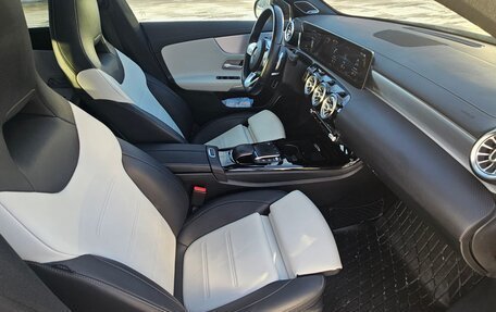 Mercedes-Benz CLA, 2020 год, 3 100 000 рублей, 20 фотография