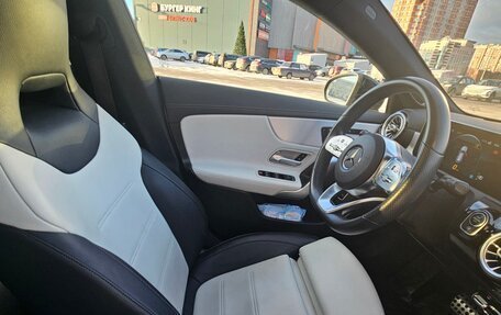 Mercedes-Benz CLA, 2020 год, 3 100 000 рублей, 21 фотография