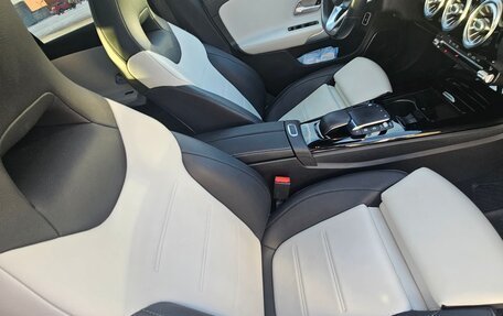 Mercedes-Benz CLA, 2020 год, 3 100 000 рублей, 23 фотография