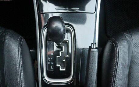 Mitsubishi Outlander III рестайлинг 3, 2017 год, 1 999 000 рублей, 10 фотография