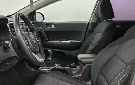 KIA Sportage IV рестайлинг, 2019 год, 1 820 000 рублей, 10 фотография