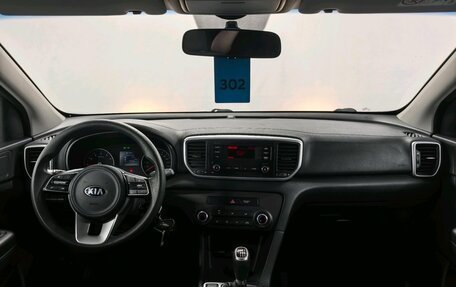 KIA Sportage IV рестайлинг, 2019 год, 1 820 000 рублей, 12 фотография