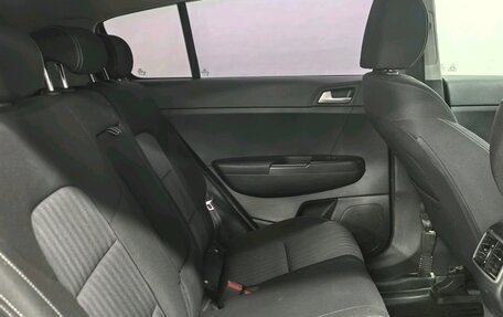 KIA Sportage IV рестайлинг, 2019 год, 1 820 000 рублей, 22 фотография