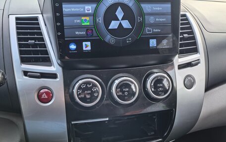 Mitsubishi Pajero Sport II рестайлинг, 2012 год, 1 580 000 рублей, 13 фотография