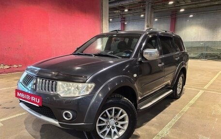 Mitsubishi Pajero Sport II рестайлинг, 2012 год, 1 580 000 рублей, 2 фотография
